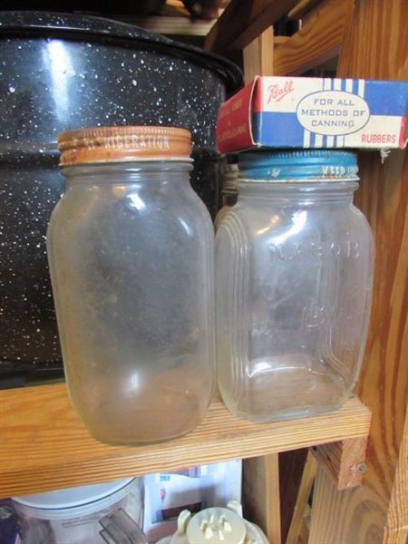 CANNING JARS & CANNER