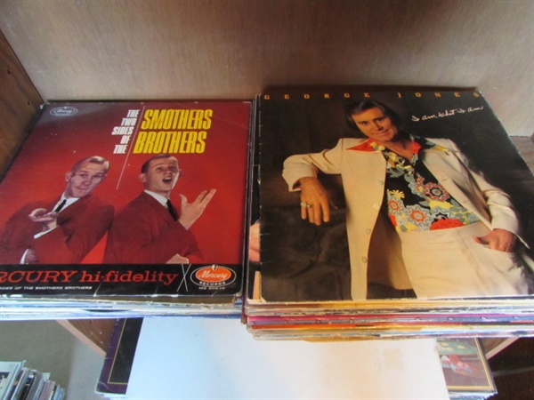 OLD TIME COUNTRY RECORD COLLECTION - GEORGE JONES, MAC DAVIS & MORE