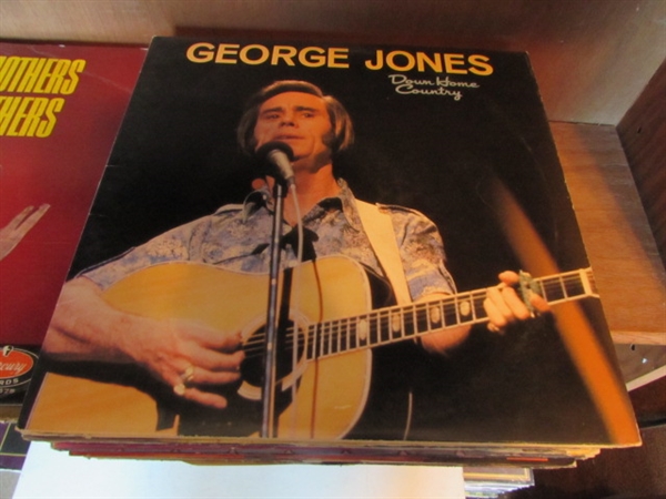 OLD TIME COUNTRY RECORD COLLECTION - GEORGE JONES, MAC DAVIS & MORE
