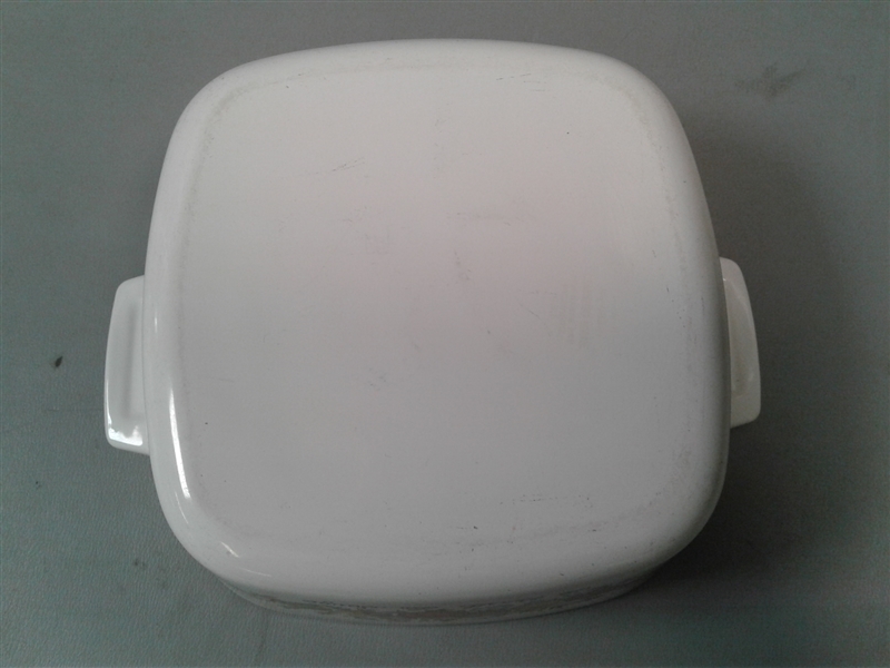 Vintage Discontinued  1.5 Quart Square Casserole with Lid Spice of Life (Centura)