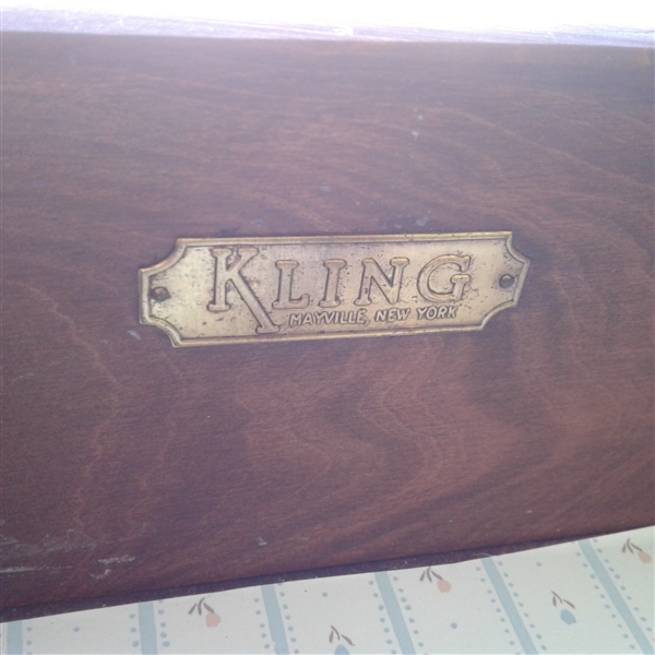 Kling Vintage Queen Anne Mahogany Dresser w/Glass Top
