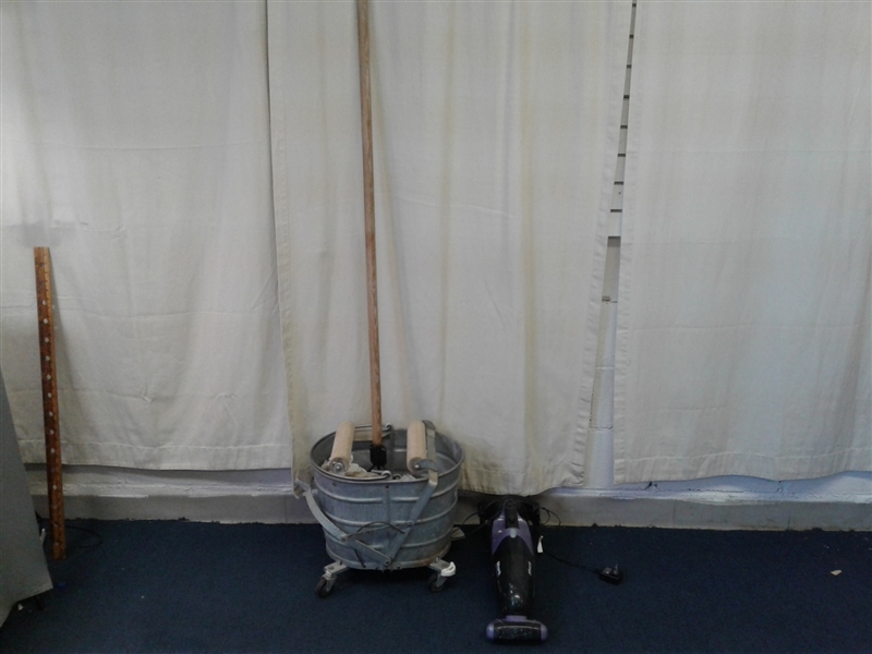 Shark Cordless Vacuum & Industrial Mop w/Metal Bucket