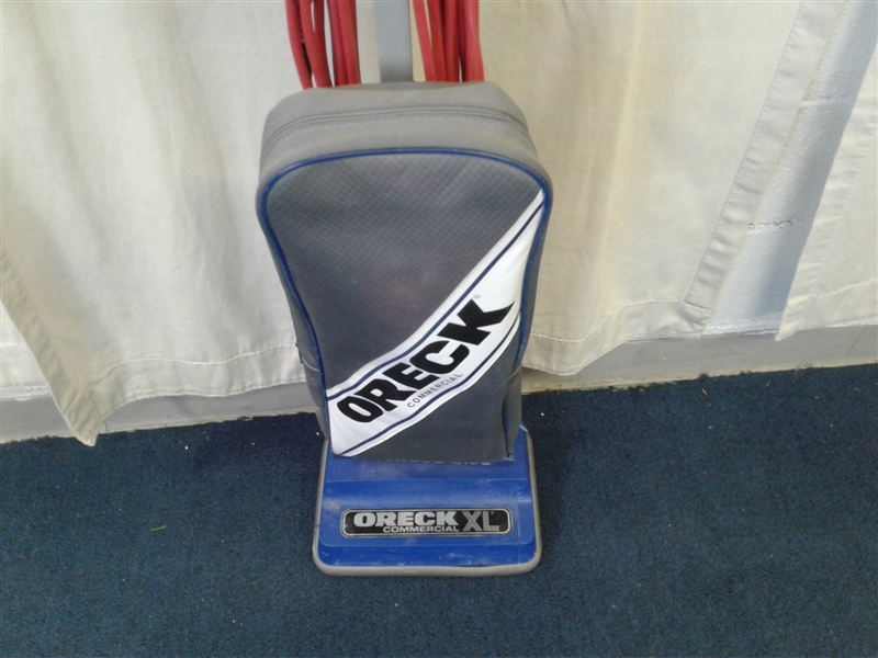 Oreck XL Commercial Vacuum w/Bags & Belt