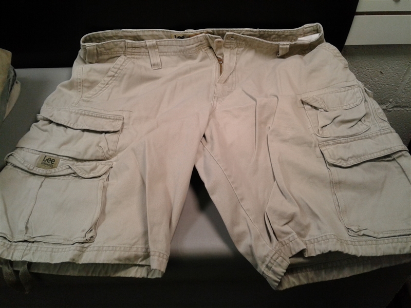 40 Waist Shorts 