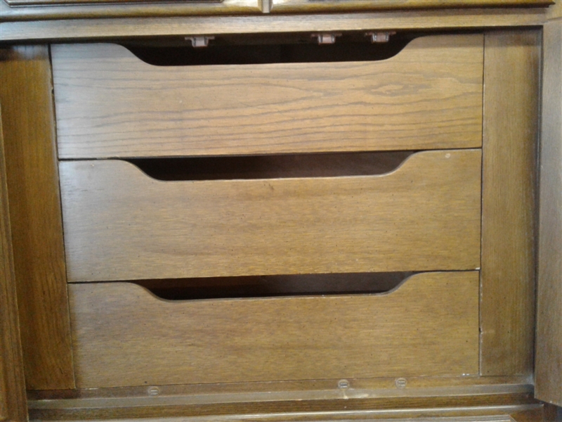 Vintage 1960's Solid Oak Thomasville Upright Dresser