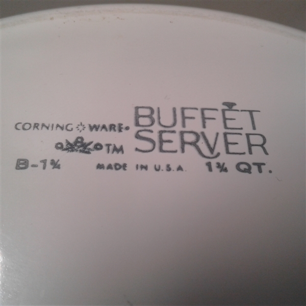 Vintage Corning Ware Buffet Server 1 3/4 Qt w/Pyrex Lid