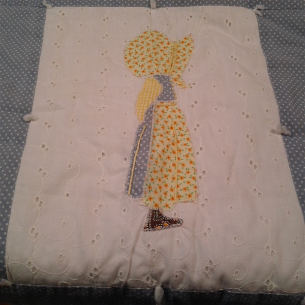 Vintage Baby Bassinet & Handmade Quilt