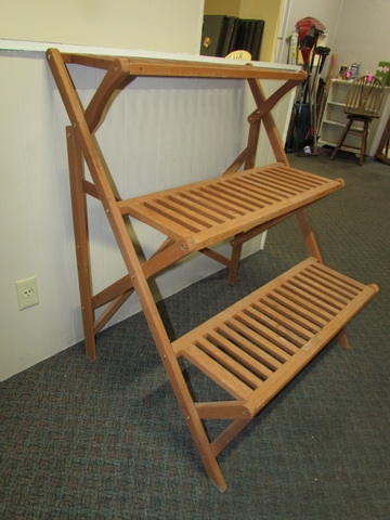 3-TIER PLANT STAND