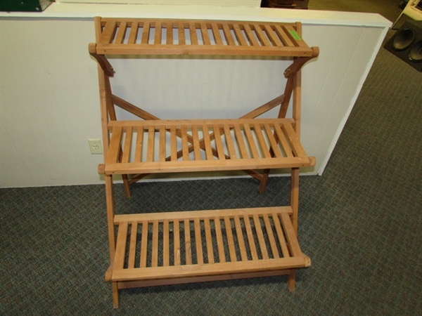 3-TIER PLANT STAND
