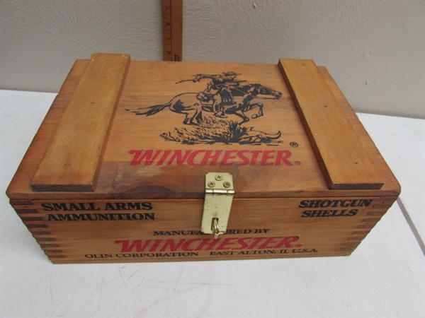 4-GUN RIFLE RACK & WINCHESTER BOX