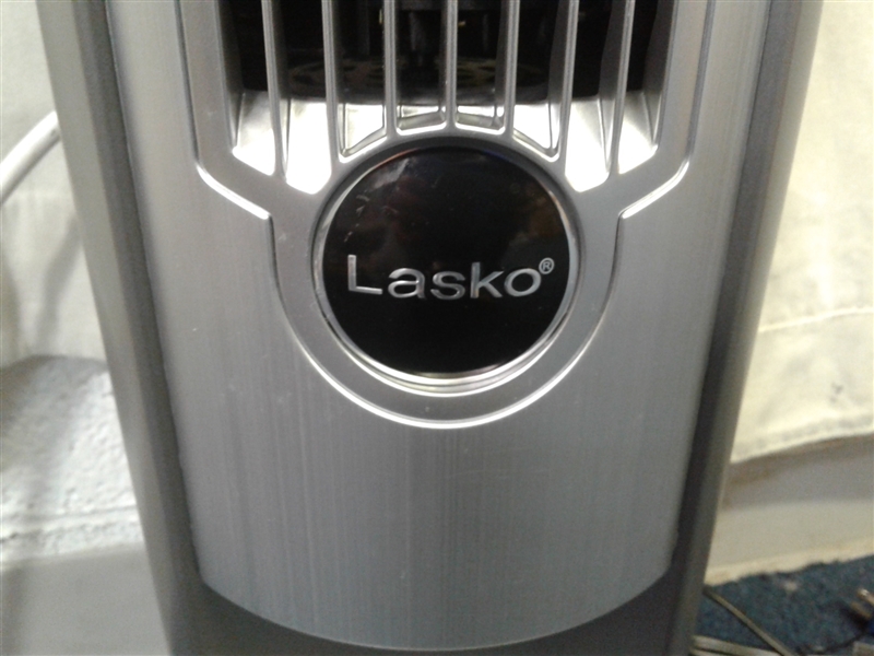 Lasko 42 Wind Curve Oscillating  Space Saver Fan