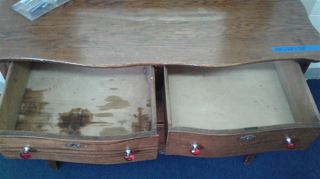 Antique 4 Drawer Dresser With Mirror