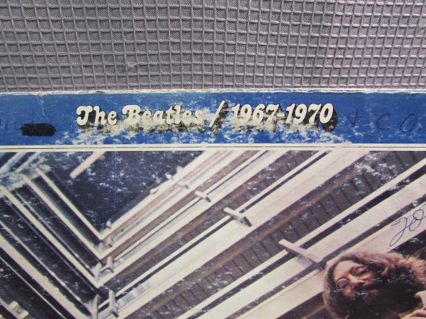Vintage Vinyl Records-The Weavers, Eddy Arnold, Dean Martin, Etc