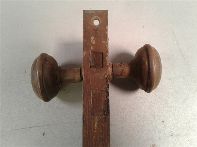 Two Pulleys and Door Knob's 