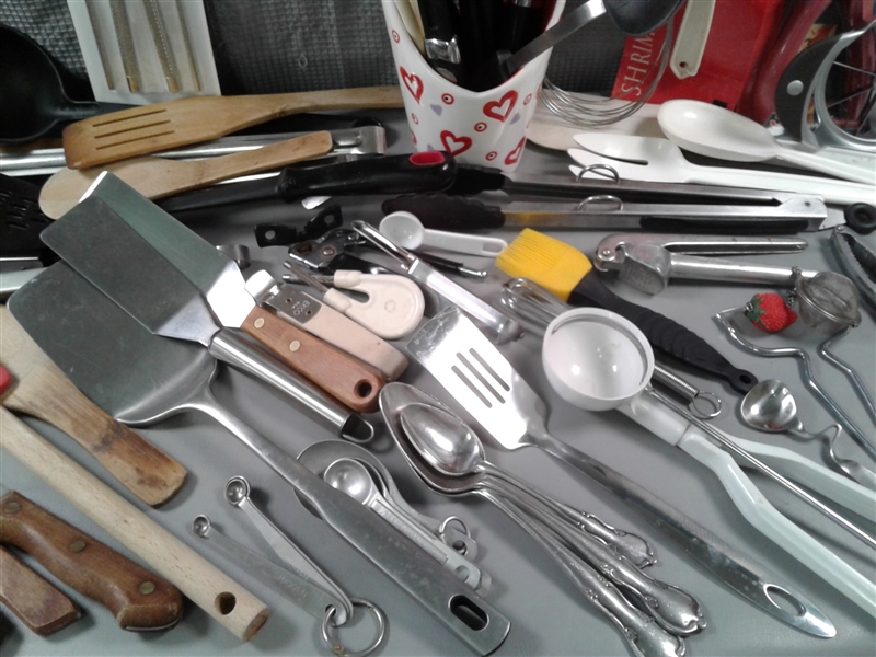 Kitchen Utensils & Knives