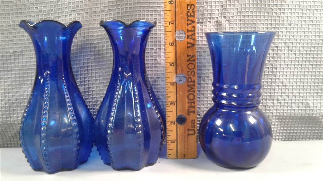 Vintage Cobalt Ribbed Vase and Beaded Ruffle Edge Vases