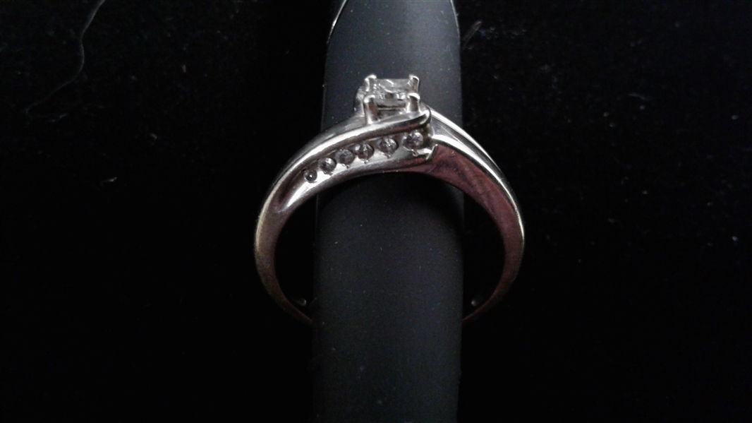 10K White Gold Princess Cut Ring Size 5