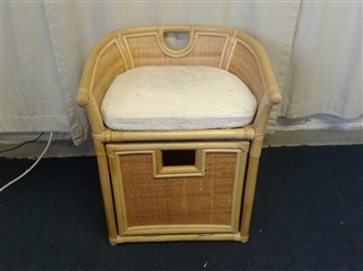 Wicker Chair W/Storage