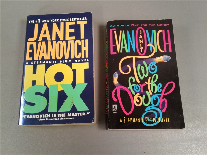 8 Janet Evanovich Novels: Stephanie Plum Novels
