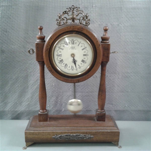 London 1690 Mantle Clock w/Pendulum