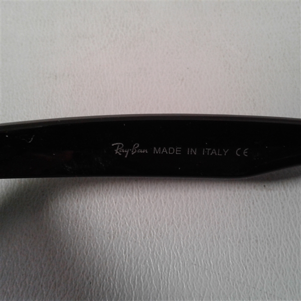 Faux Ray Ban Sunglasses with Case
