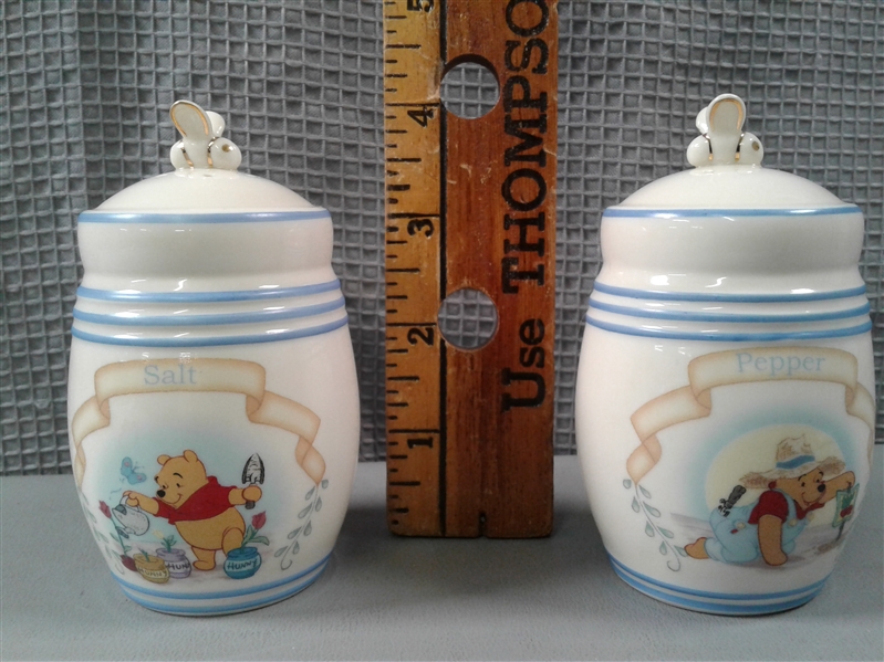 Lenox Disney Winnie The Pooh Gardening Honey Pot Salt and Pepper Shakers