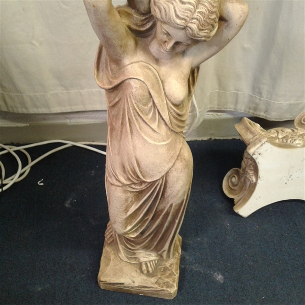 Plaster Statue W/Removable Base F. Silvestri Co Reproduction by Florentine