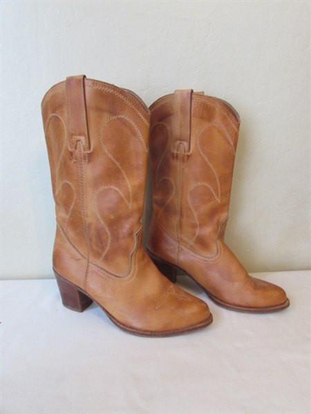 Kmney Women's Leather Boots size 8