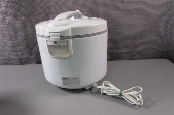 Aroma Rice Cooker and Pot with Strainer Lid