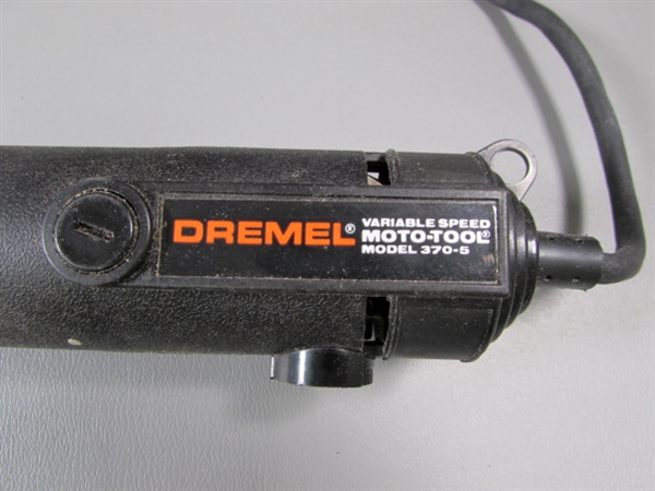 Dremel With Accessories and Case