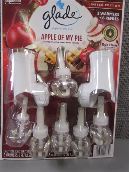 GLADE APPLE OF MY PIE WARMERS & REFILLS