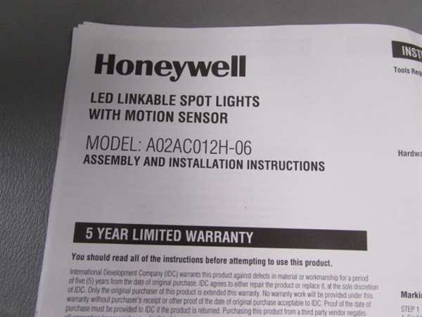 PAIR OF HONEYWELL LED BATTERY OPERATED SPOT LIGHTS