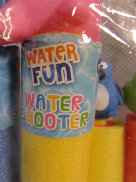 6-PC WATER SHOOTERS
