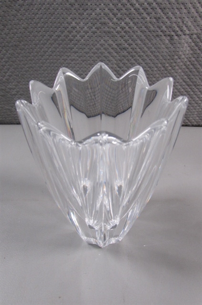 OROFOS SIGNED GLASS/CRYSTAL VASE