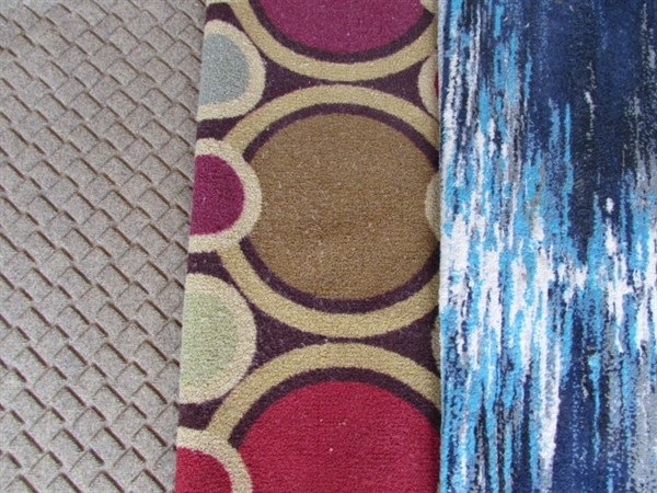 3 RUGS IN VARIOUS SIZES