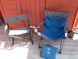 REI EXTRA LARGE CAMP CHAIR AND ALPS FOLDING CHAIR