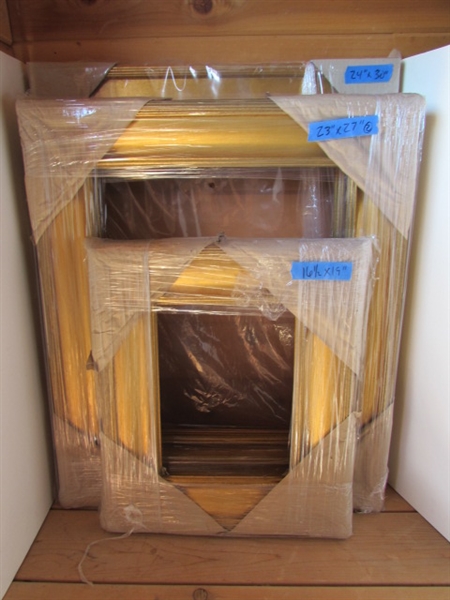 4 GOLD ART FRAMES OF SAME STYLE DIFFERENT SIZES