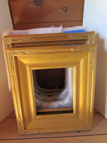 6 GOLD ART FRAMES OF SAME STYLE DIFFERENT SIZES