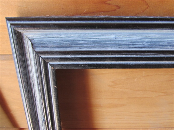 4 ART FRAMES OF DIFFERENT SIZES AND STYLES