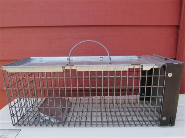 HAVAHART SMALL AND LARGE LIVE ANIMAL TRAPS