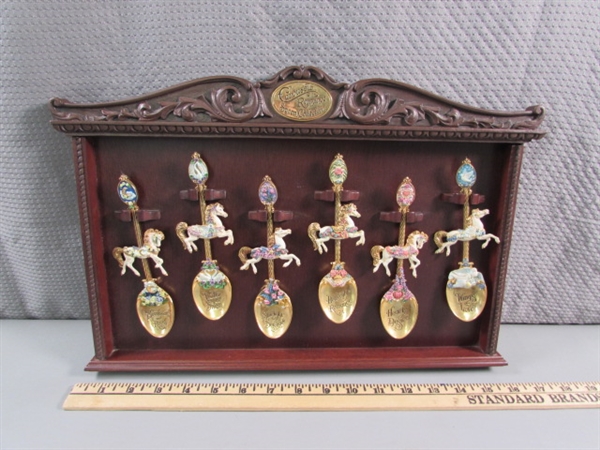 FRANKLIN MINT CAROUSEL ROMANCE SPOON COLLECTION W/DISPLAY