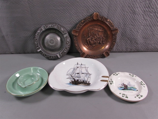 VINTAGE ASHTRAY COLLECTION