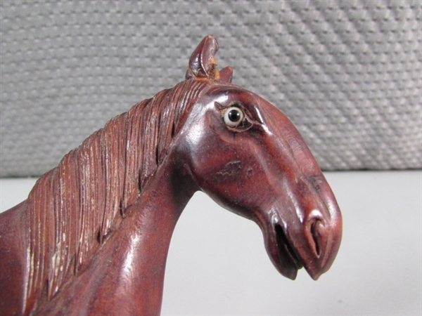 HAND CARVED WOODEN HORSE W/GLASS EYES ON STAND
