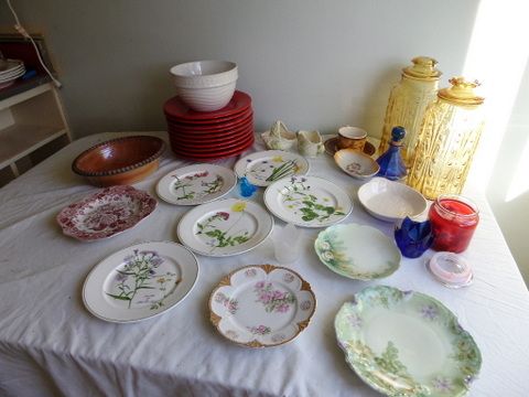 RED DINNER PLATES, BAVARIAN MADE DISHES, DEEP DISH PIE PLATE, GLASS CANISTERS AND MORE