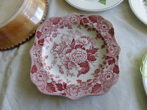 RED DINNER PLATES, BAVARIAN MADE DISHES, DEEP DISH PIE PLATE, GLASS CANISTERS AND MORE