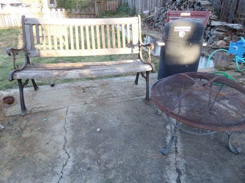 PARK BENCH, SMOKER AND FIRE PIT HOLDER WITH SPARK SCREEN