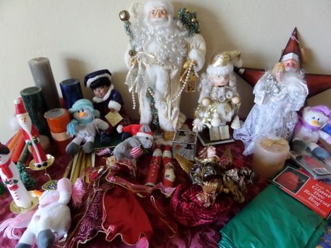 DECORATE FOR CHRISTMAS WITH 20TALL, FATHER CHRISTMAS, 12 TALL NUTCRACKER, AND MORE