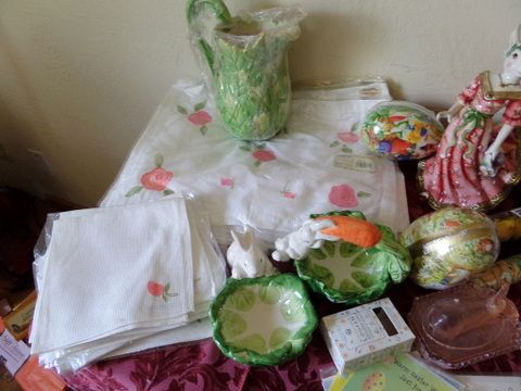 BEAUTIFUL EASTER LOT, CERAMIC BUNNIES, DECORATIVE EGGS, PLACEMATS WITH PINK ROSES, TABLE CLOTH PLUS MORE