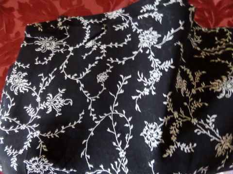 FABRIC COTTON PRINTS, BLACK FLORAL CREPE  LOTS OF VARIETY