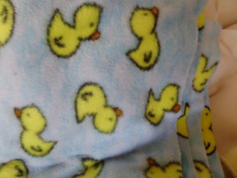 FABRIC FLEECE, 3 WHITES, LIGHT YELLOW, DUCKS AND BLANKET BINDING